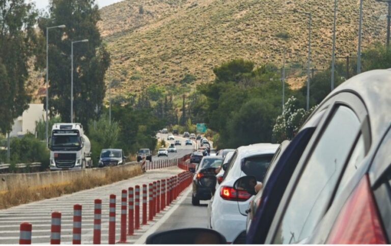 Χανιά: Τροχαία ατυχήματα και μεγάλη ουρά από Σούδα μέχρι Ναύσταθμο