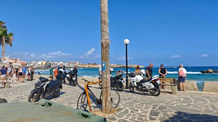 Χανιά: Άνδρας ανασύρθηκε νεκρός από την θάλασσα στο Κουμ Καπί (φώτο)