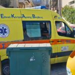 Άνδρας εντοπίστηκε χωρίς τις αισθήσεις του δίπλα σε κάδους απορριμμάτων