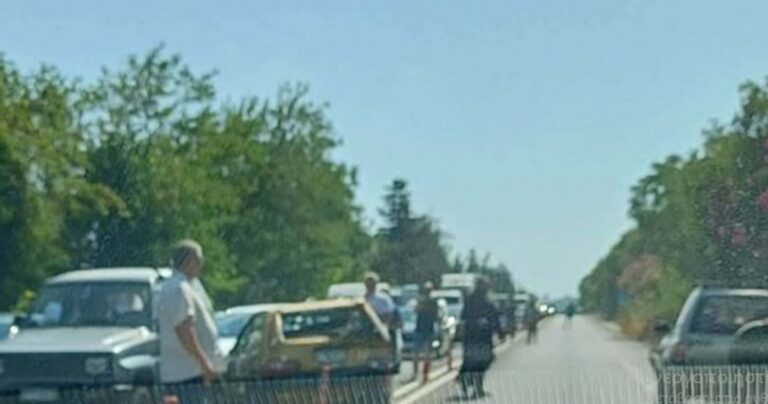 Χανιά: Διπλή καραμπόλα στον ΒΟΑΚ με εφτά εμπλεκόμενα αυτοκίνητα (φώτο)