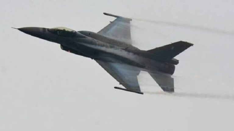 Ρουμανία: Ρουμανικό μαχητικό F-16 κατέστρεψε θαλάσσιο drone κοντά σε εγκαταστάσεις αερίου στη Μαύρη Θάλασσα
