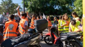 Οι μαθητές γίνονται «Σχολικοί Τροχονόμοι» και στέλνουν μήνυμα υπευθυνότητας, και σωστής κυκλοφοριακής συμπεριφοράς