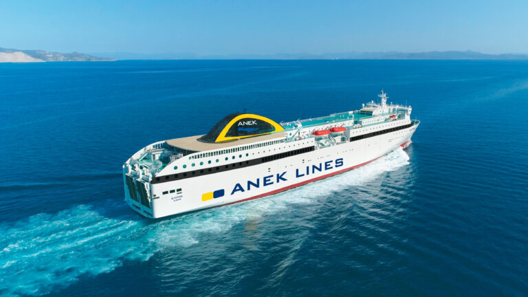 H ANEK LINES σε ταξιδεύει με τον αέρα του τόπου της!