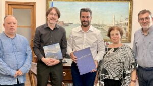 Χανιά: Διεθνής πυρήνας για το έργο του Μίκη Θεοδωράκη – Συνεργασία Δήμου με τον εκδοτικό οίκο Schott
