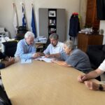 Ο Δήμαρχος Ηρακλείου υπέγραψε τη σύμβαση για τη μελέτη κατασκευής των κτιρίων του Αθλητικού Κέντρου Αγίας Αικατερίνης