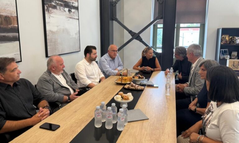 Σέβη Βολουδάκη: Περιοδεία στην Κοζάνη με επίκεντρο δομές φιλοξενίας και κοινωνικές υπηρεσίες