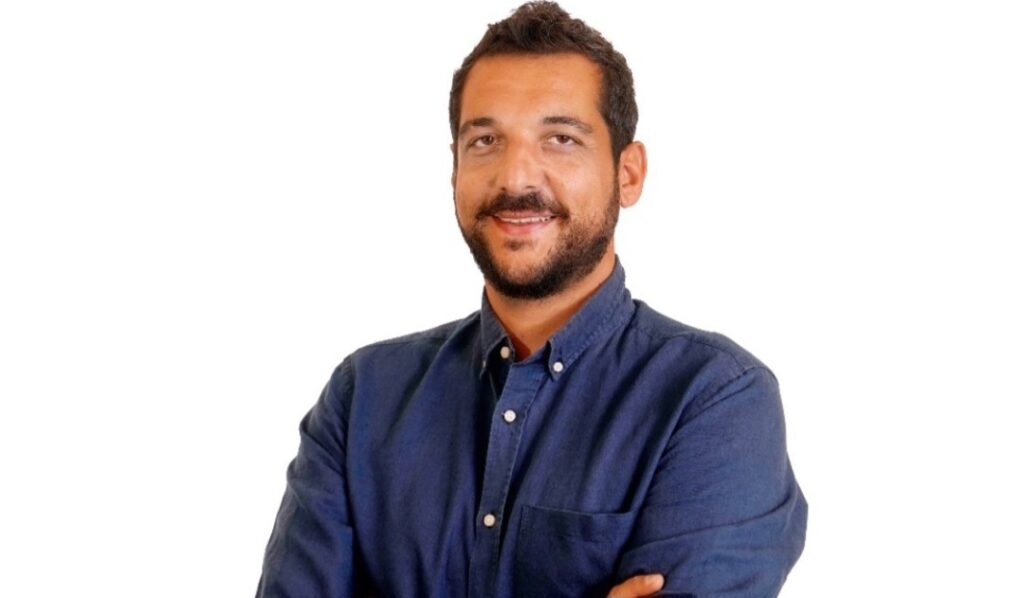 «Ο Δήμαρχος σηκώνει τα ξενοδοχεία!» Τι κρύβει από πίσω της αυτή η φράση…