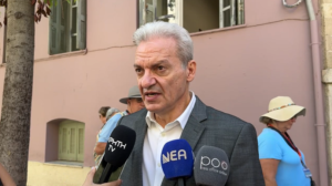 Ηράκλειο: Στο πλευρό των εργαζομένων της καθαριότητας στα Δικαστήρια ο Αλέξης Καλοκαιρινός