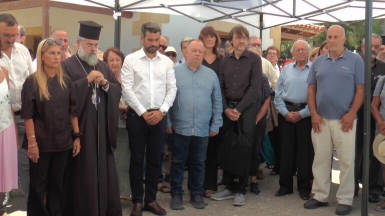 Χανιά: Συγκίνηση στον Γαλατά για τα πέντε χρόνια από τον θάνατο του Μίκη Θεοδωράκη