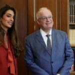 Συνάντηση Τασούλα με την Αμάλ Αλαμουντίν στο Προεδρικό Μέγαρο