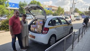 Σχολικά είδη σε παιδιά του Κοινωνικού Παντοπωλείου από επιχειρήσεις των Χανίων