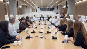 Κρήτη: Σύσκεψη στην Περιφέρεια για το Εθνικό Πρόγραμμα Ανάπτυξης, τα νέα έργα και τις αποζημιώσεις (βίντεο)