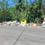 Χανιά: Αυτοσχέδια χωματερή απέναντι από σχολείο, γήπεδο και παιδική χαρά (φώτο)
