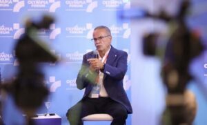 Ο Δήμαρχος Πλατανιά στο Olympia Forum VII (φώτο)