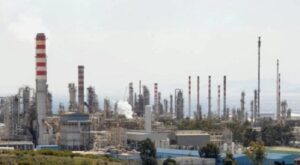 Έκρηξη σε διυλιστήριο στους Αγίους Θεοδώρους | Δύο εργαζόμενοι σε κρίσιμη κατάσταση