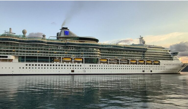Στο λιμάνι της Σούδας το Brilliance of the Seas με 2.275 επιβάτες