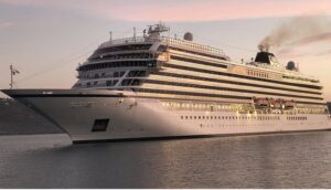 Χανιά: Στη Σούδα το «Viking Neptune» με 910 επιβάτες