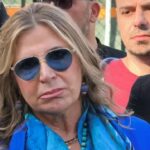 «Ο Σήφης Βαλυράκης δολοφονήθηκε, θα παλέψω κόντρα στη συγκάλυψη» λέει η σύζυγός του μετά την αθώωση των έξι ψαράδων