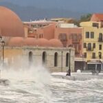 Προβλήματα από την κακοκαιρία στο Ενετικό Λιμάνι Χανίων | φώτο