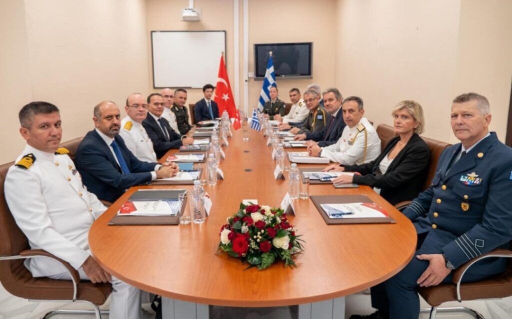 Πραγματοποιήθηκε η συνάντηση αντιπροσωπειών Ελλάδος και Τουρκίας στα Χανιά