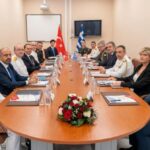 Πραγματοποιήθηκε η συνάντηση αντιπροσωπειών Ελλάδος και Τουρκίας στα Χανιά