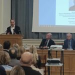 Κυρ.Μητσοτάκης στην εκδήλωση τιμής για τον Μίνωα Ζομπανάκη: Η οικονομία και οι τράπεζες οφείλουν να υπηρετούν την κοινωνία και όχι το αντίθετο| φωτο & video