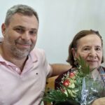 Η Αλκυόνη Παπαδάκη στο Δημοτικό Γηροκομείο Χανίων, σε μια συνάντηση με τις λέξεις και τη ζωή