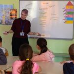 Ξεκίνησε στο Ηράκλειο ο Β΄ Κύκλος του εκπαιδευτικού προγράμματος «Ο Φακός της Αλήθειας», στο πλαίσιο της εκστρατείας «Equality4Crete», του Αυτοτελούς Γραφείου Ισότητας της Περιφέρειας Κρήτης