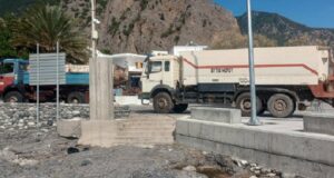 Χανιά: 180 τόνοι νερού μεταφέρθηκαν στην Αγία Ρουμέλη Σφακίων για την κάλυψη των αναγκών υδροδότησης (φωτο)
