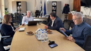 Συνάντηση του Δημάρχου Ηρακλείου για το ιδιοκτησιακό καθεστώς και την αξιοποίηση της έκτασης του αεροδρομίου «Νίκος Καζαντζάκης»